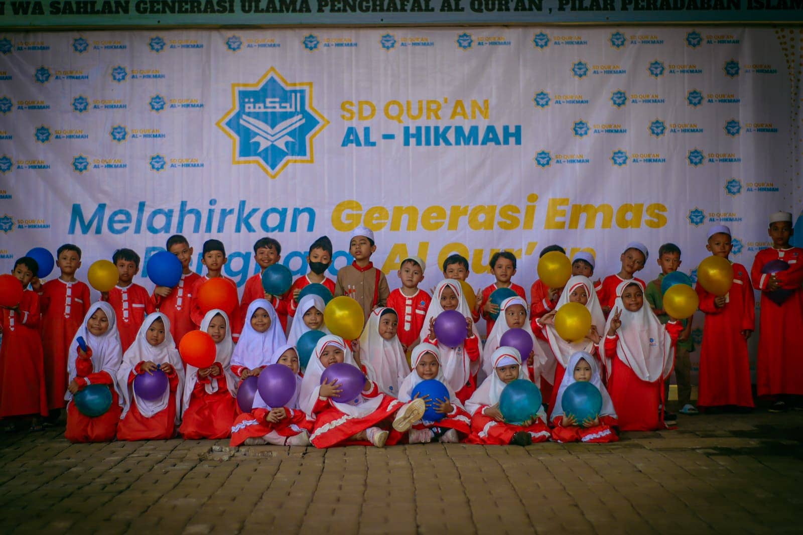 Background SD Qur'an Al-Hikmah